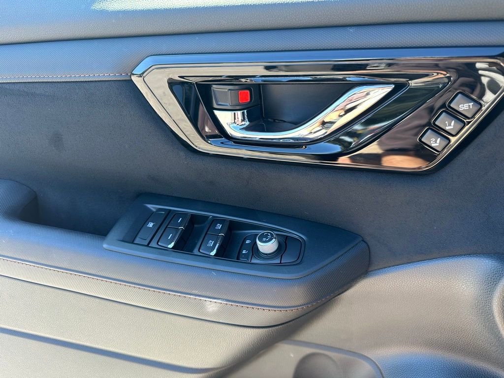 Used 2025 Subaru Forester Touring w/ Popular Package - Touring image 25