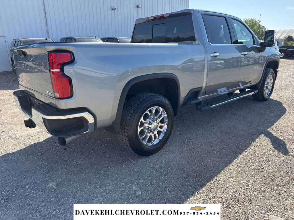 Used 2025 Chevrolet Silverado 2500 LTZ w/ LTZ Premium Package AWD/4WD image 5