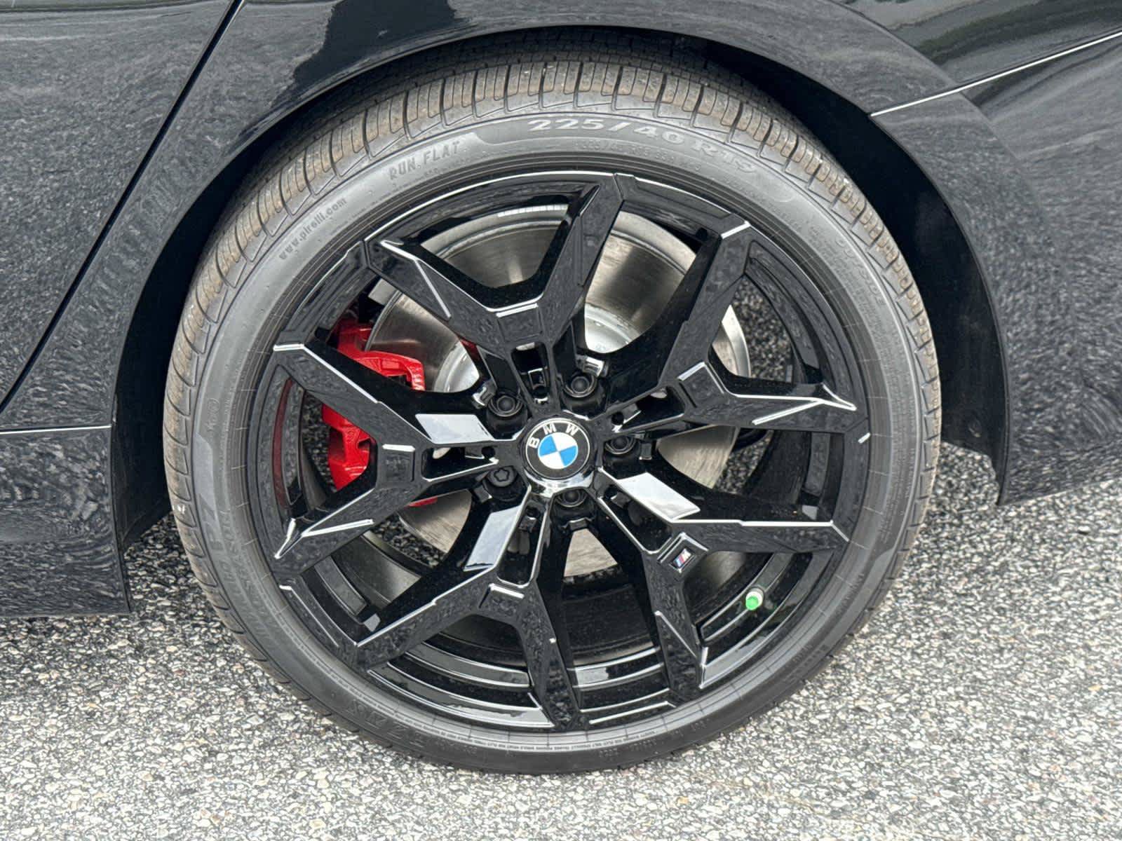 New 2026 BMW 330i xDrive Sedan w/ M Sport Package AWD/4WD image 12