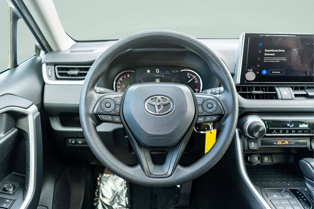 Used 2024 Toyota RAV4 LE AWD/4WD image 16