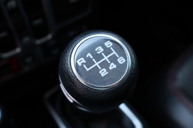 Used 2018 Jeep Wrangler Unlimited Rubicon AWD/4WD image 25