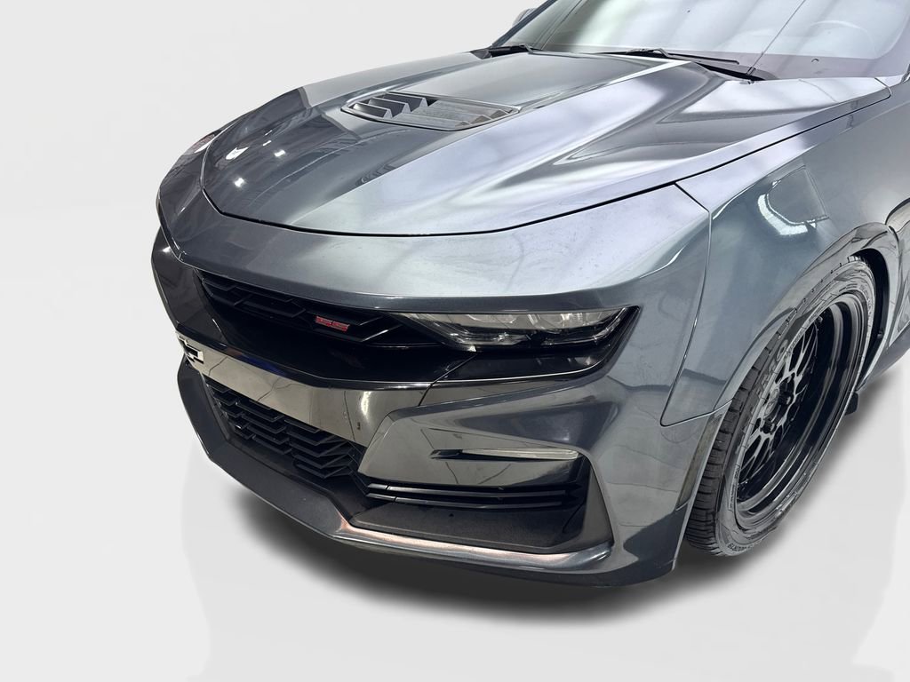 Used 2019 Chevrolet Camaro SS w/ LPO, Ground Effects Package image 16