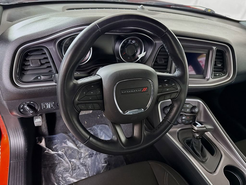 Used 2019 Dodge Challenger SXT w/ Driver Convenience Group image 4