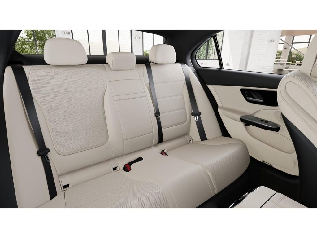 Certified 2022 Mercedes-Benz C 300 4MATIC Sedan image 5