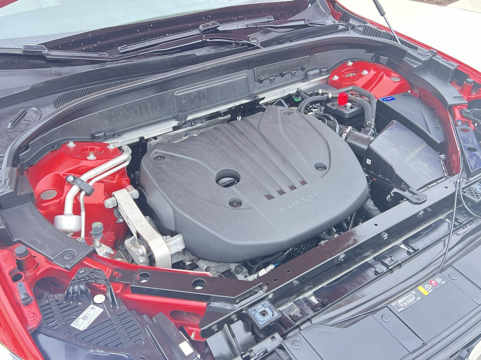 Certified 2023 Volvo XC60 B5 Ultimate w/ Climate Package image 27