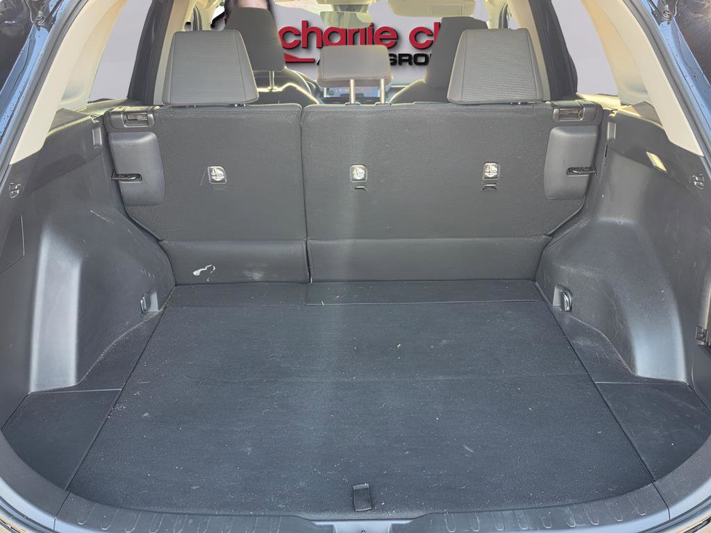 Used 2023 Toyota RAV4 LE FWD image 11