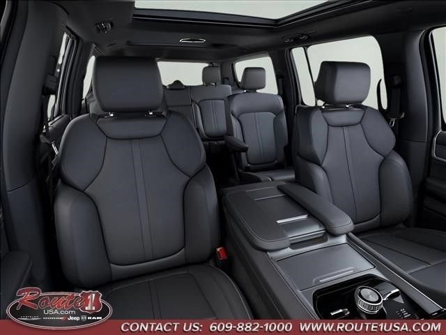 New 2026 Jeep Grand Wagoneer Limited AWD/4WD image 17