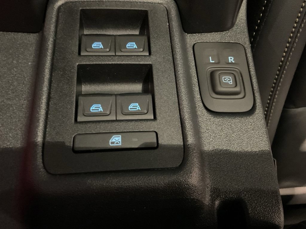 New 2025 Ford Bronco Badlands AWD/4WD image 15