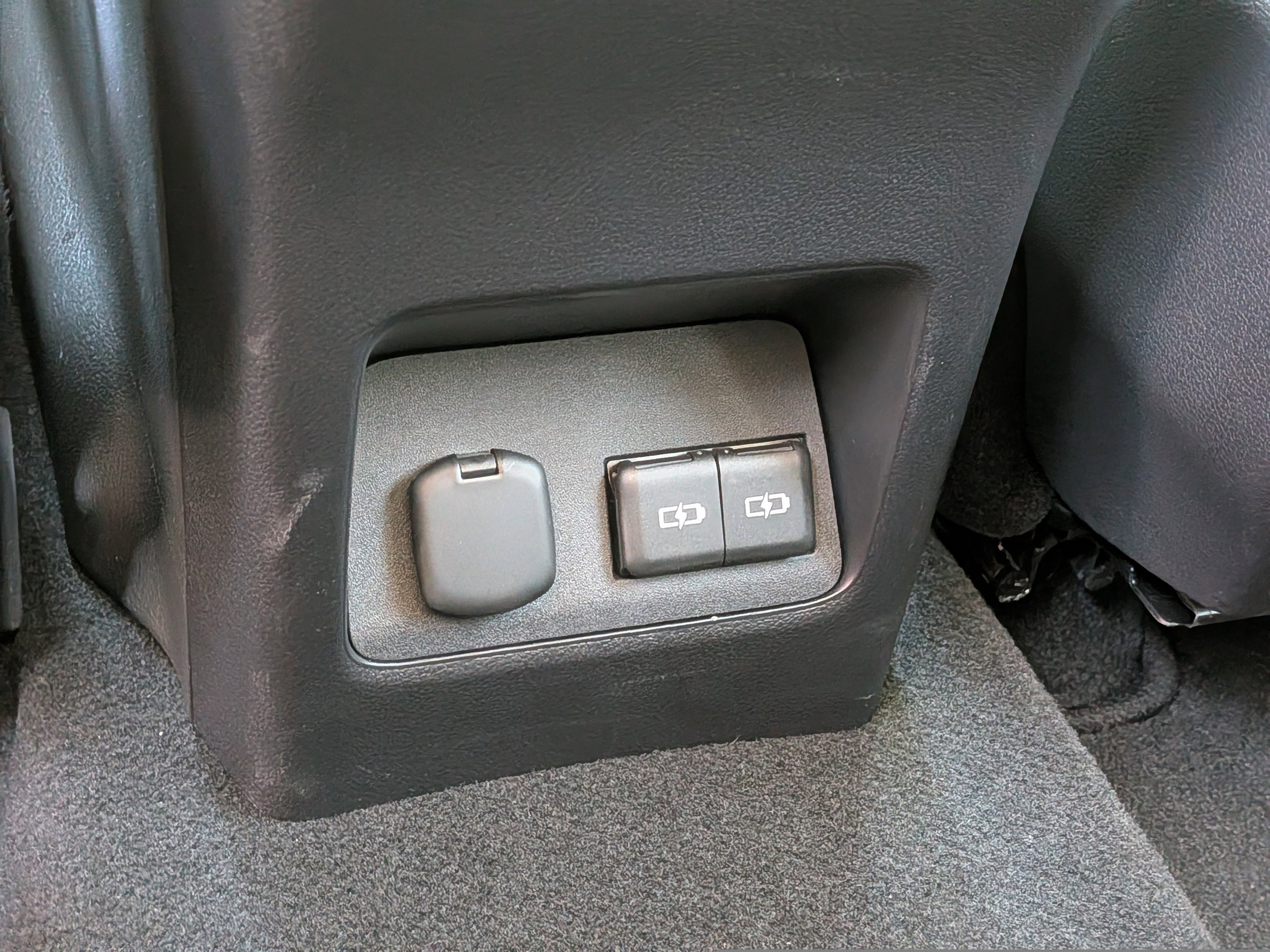 Used 2025 Lexus NX 250 FWD w/ Accessory Package (K3) image 16