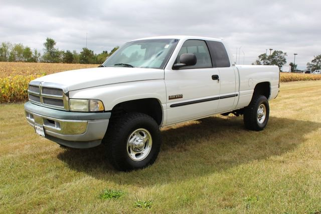 Used 2001 Dodge Ram 2500 Truck 4x4 Quad Cab image 2