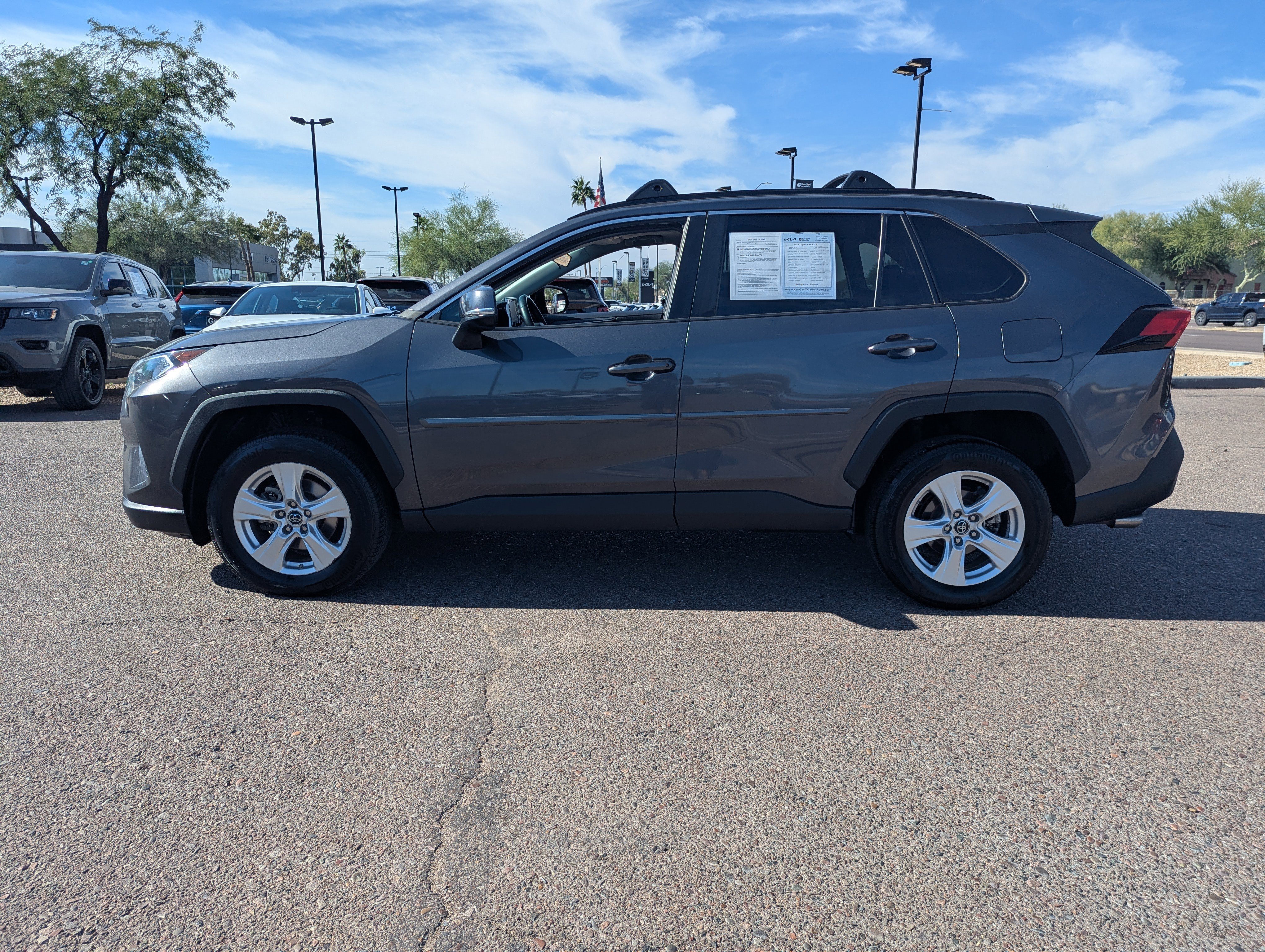 Used 2019 Toyota RAV4 XLE image 5
