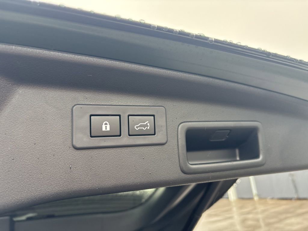 New 2026 Subaru Outback Touring XT image 28