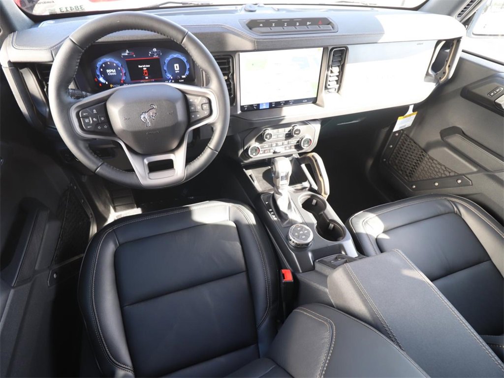 New 2025 Ford Bronco Badlands image 8