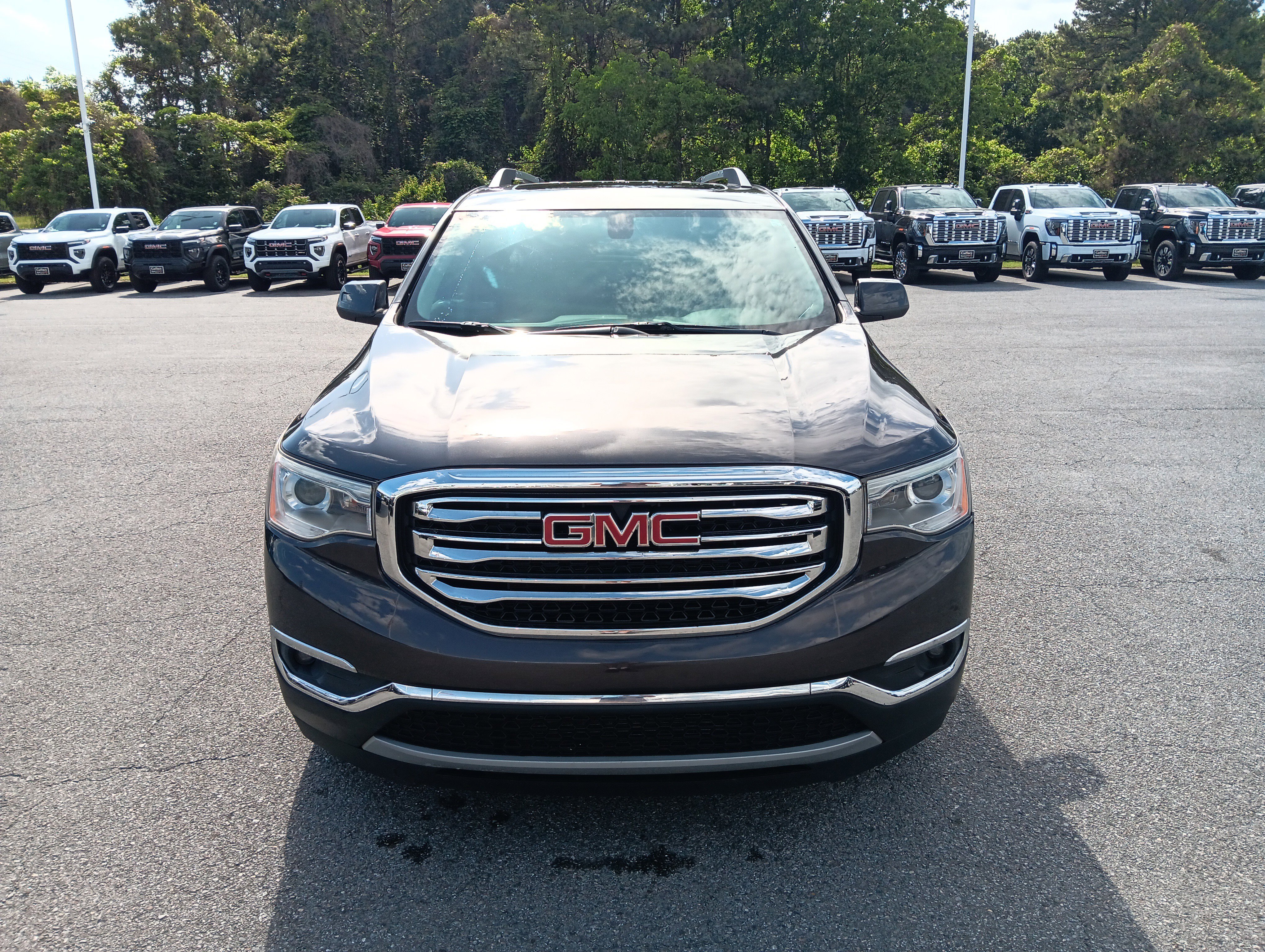 Used 2018 GMC Acadia SLT AWD/4WD image 8