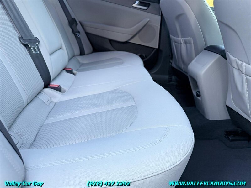 Used 2016 Hyundai Sonata SE FWD image 20