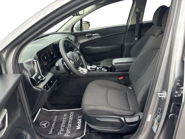 Certified 2023 Kia Sportage LX image 10