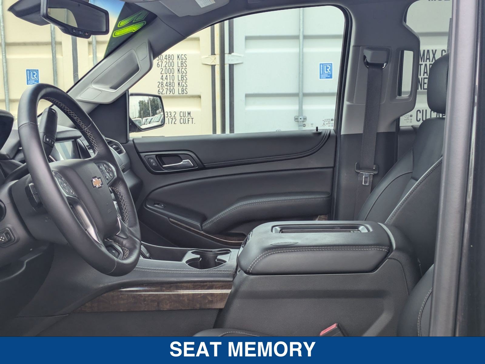 Used 2017 Chevrolet Suburban LT w/ LT Signature Package RWD image 23