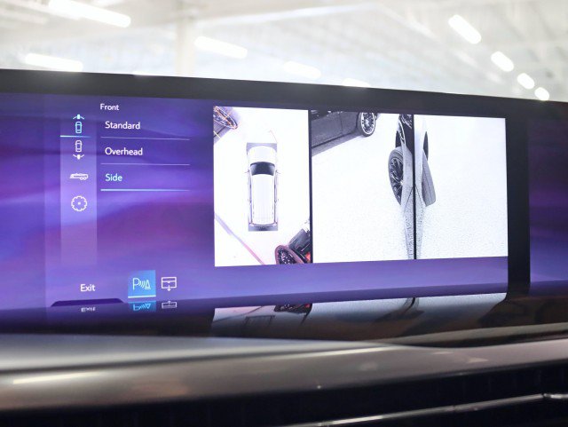 Used 2025 Cadillac Escalade Sport Platinum w/ LPO, ONYX Package AWD/4WD image 25
