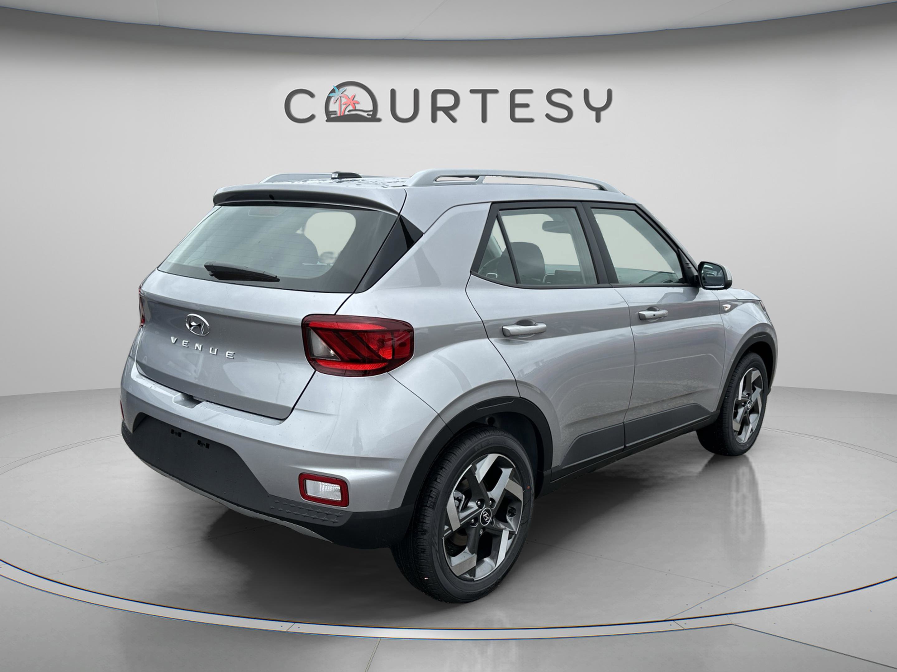New 2026 Hyundai Venue SEL FWD image 5