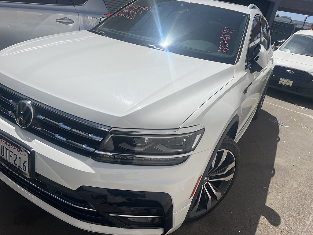 Used 2020 Volkswagen Tiguan SEL Premium R-Line w/ 3rd Row Seat Package AWD/4WD image 2