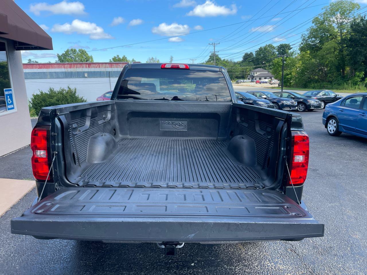 Used 2019 Chevrolet Silverado 1500 LT AWD/4WD image 8