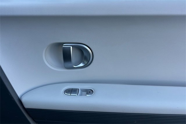 Used 2024 Hyundai Ioniq 5 SE image 19