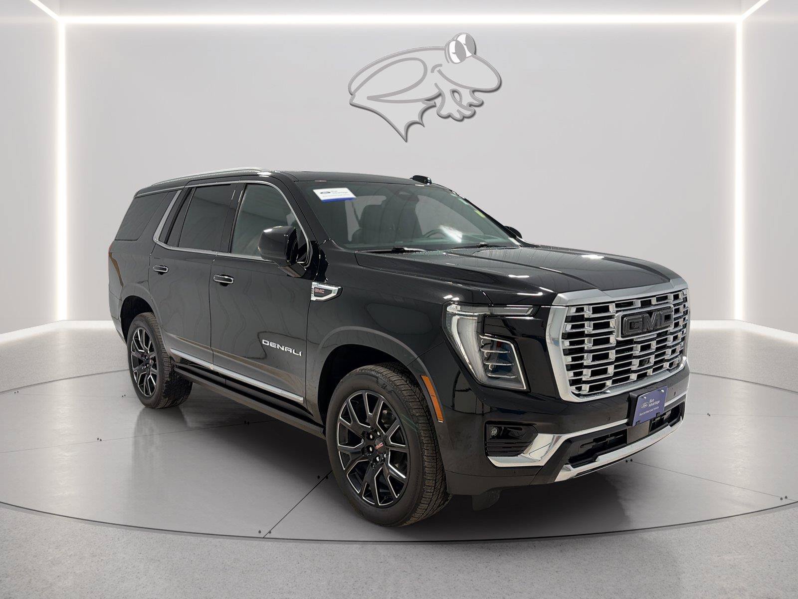 Used 2026 GMC Yukon Denali w/ Sun & Power Step Package AWD/4WD image 7