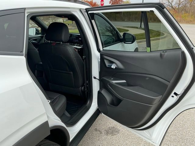 New 2026 Chevrolet Trax RS image 14