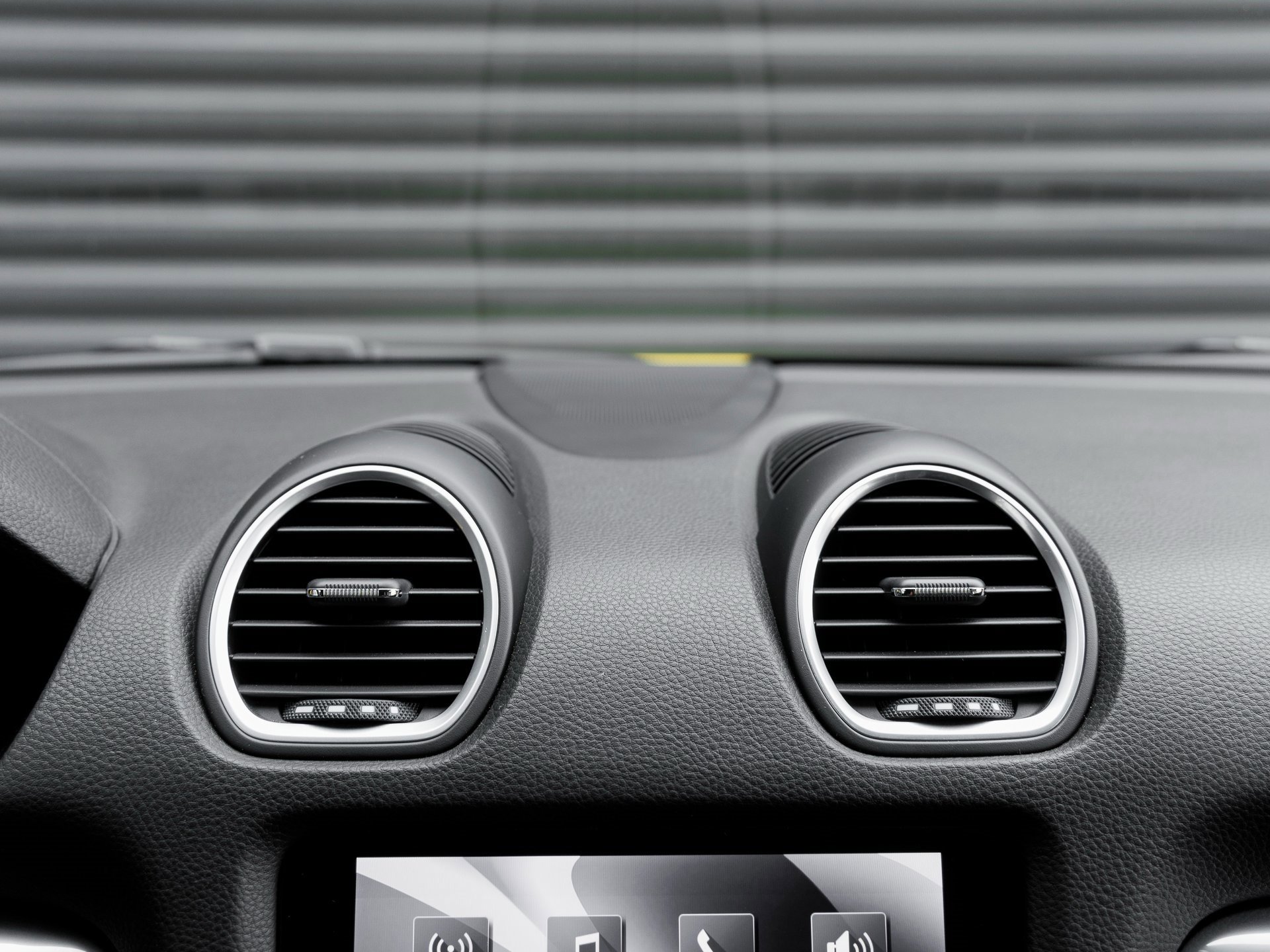 Used 2017 Porsche 718 Cayman image 19