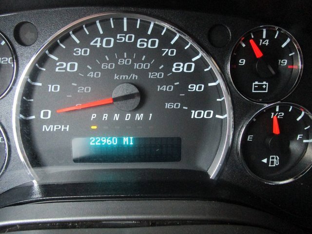 Used 2023 Chevrolet Express 2500 w/ Driver Convenience Package image 13