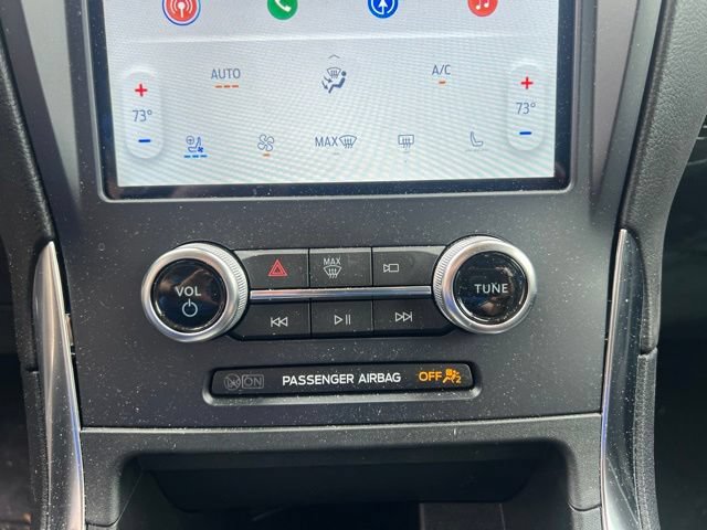 Used 2023 Ford Edge Titanium w/ Equipment Group 301A AWD/4WD image 30