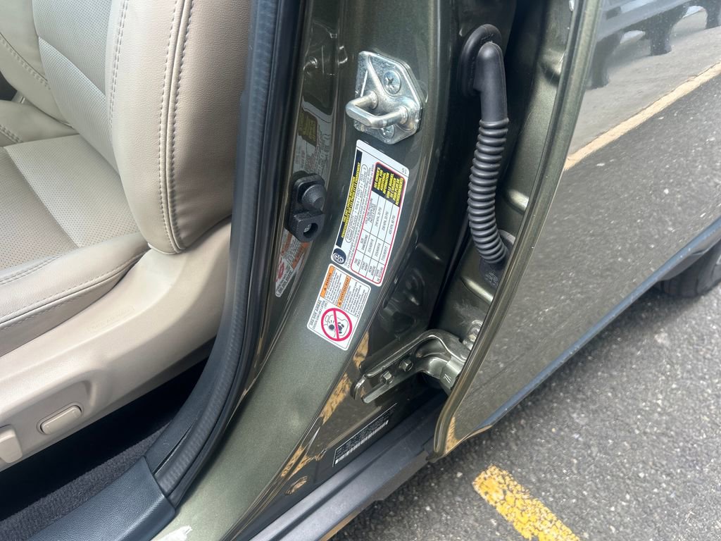 Used 2019 Subaru Outback 2.5i Limited AWD/4WD image 25