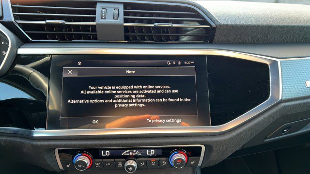 Used 2025 Audi Q3 2.0T Premium image 25