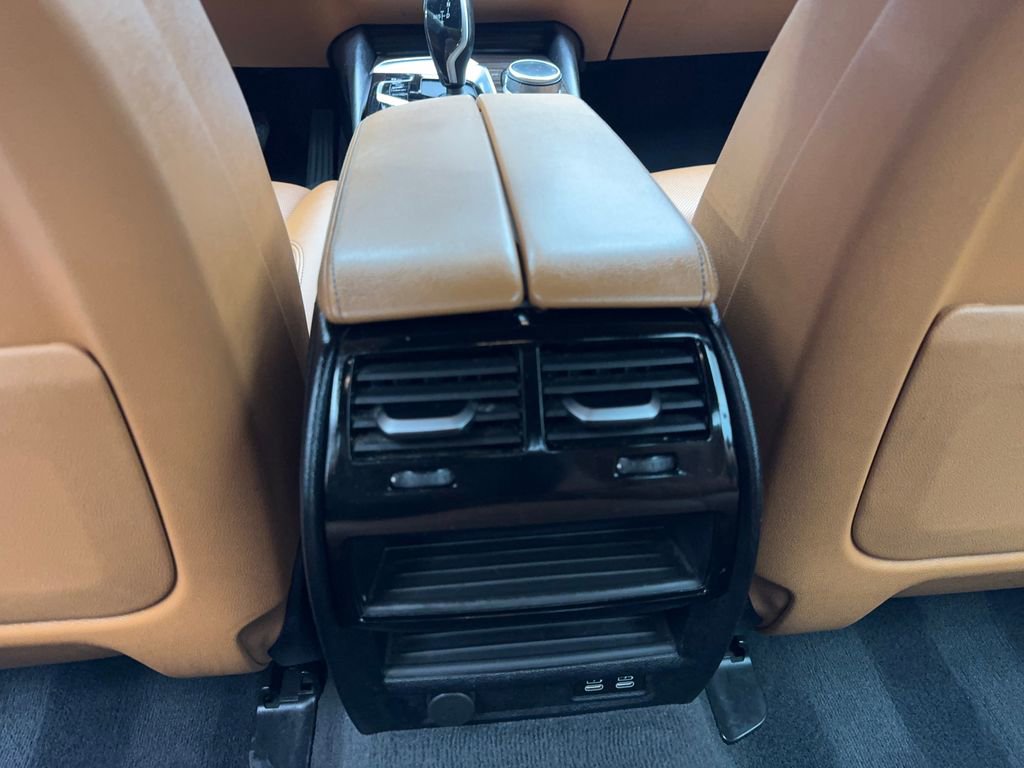 Used 2022 BMW 530i xDrive w/ Convenience Package image 73