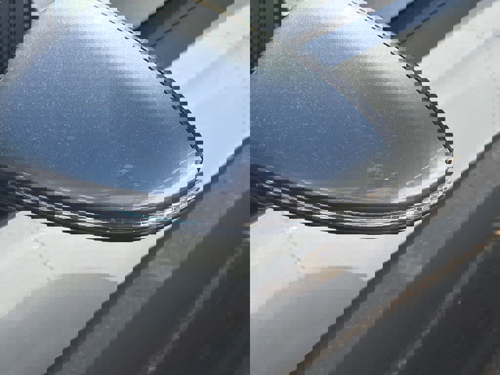 Used 2015 Volkswagen Golf S image 8