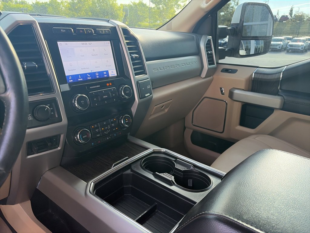 Used 2020 Ford F250 Lariat w/ Lariat Ultimate Package AWD/4WD image 20