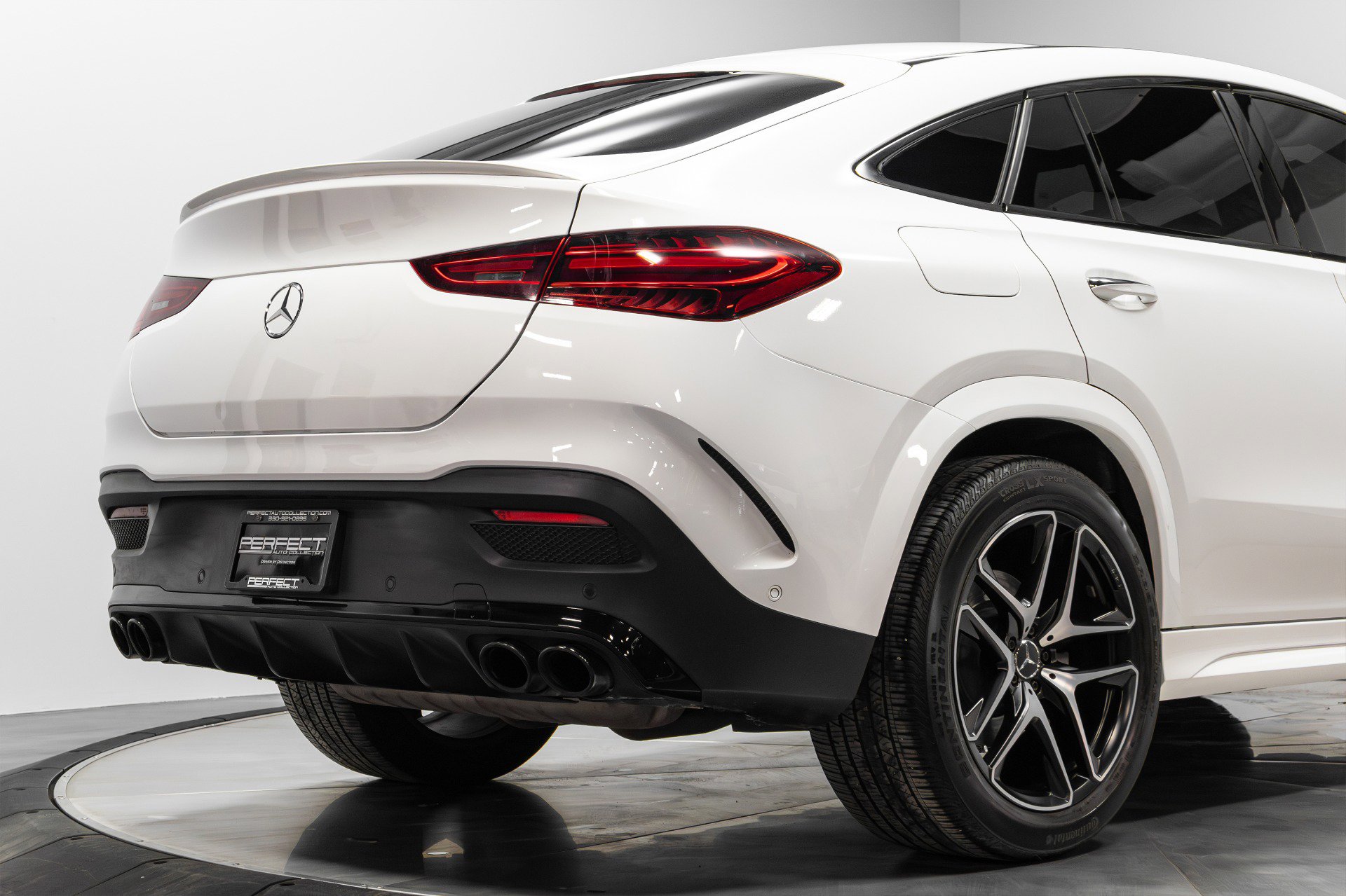 Used 2024 Mercedes-Benz GLE 53 AMG 4MATIC Coupe image 15