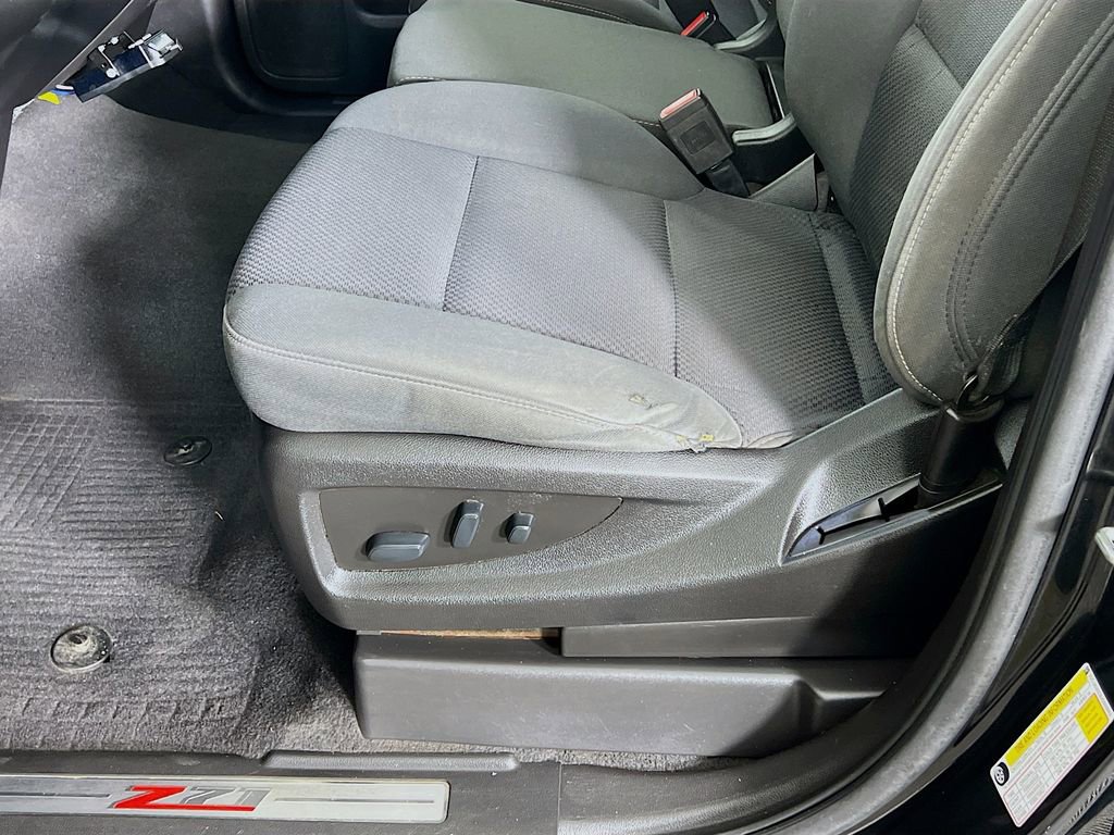 Used 2018 Chevrolet Silverado 1500 LT w/ All Star Edition image 20