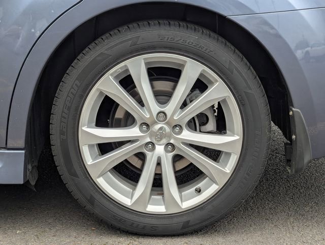 Used 2014 Subaru Legacy 2.5i Limited w/ Moonroof Package image 35