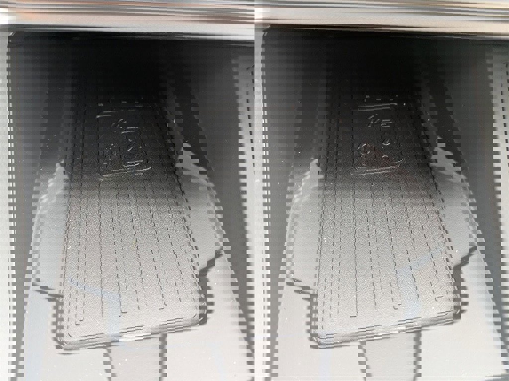 New 2025 Audi Q3 2.0T Premium image 27