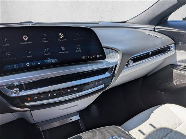 Used 2024 Cadillac Lyriq Luxury AWD/4WD image 12