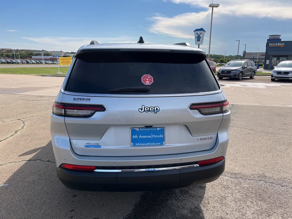 Used 2023 Jeep Grand Cherokee L Limited AWD/4WD image 6
