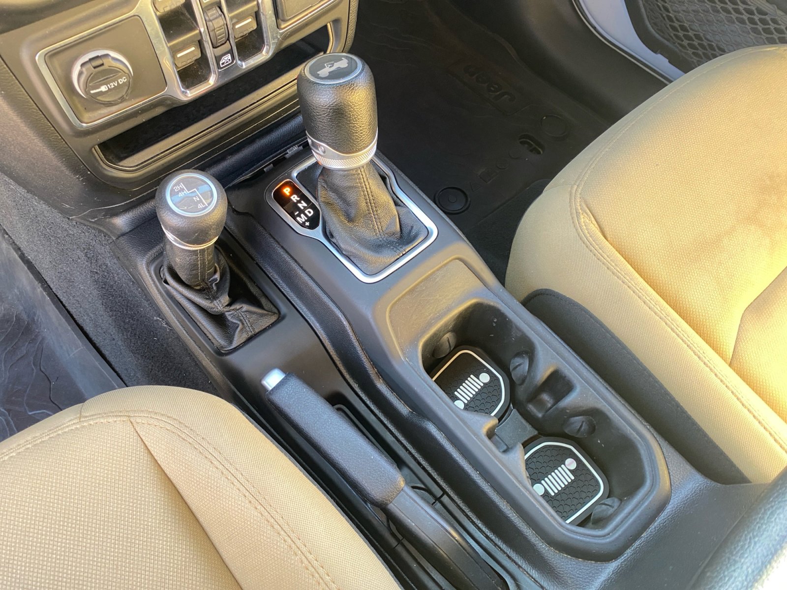 Used 2021 Jeep Wrangler Unlimited Sport image 15