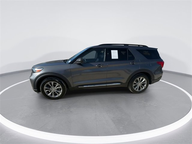 Certified 2022 Ford Explorer XLT w/ Equipment Group 202A image 6