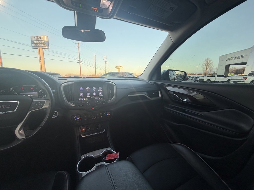 Used 2020 GMC Terrain Denali w/ Denali Premium Package image 15