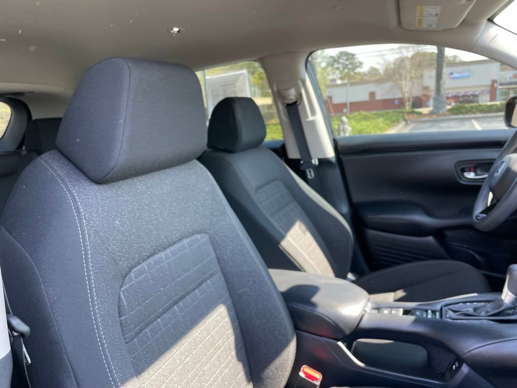 Certified 2025 Honda HR-V LX image 31