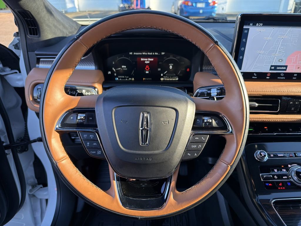 Certified 2022 Lincoln Nautilus Black Label image 21