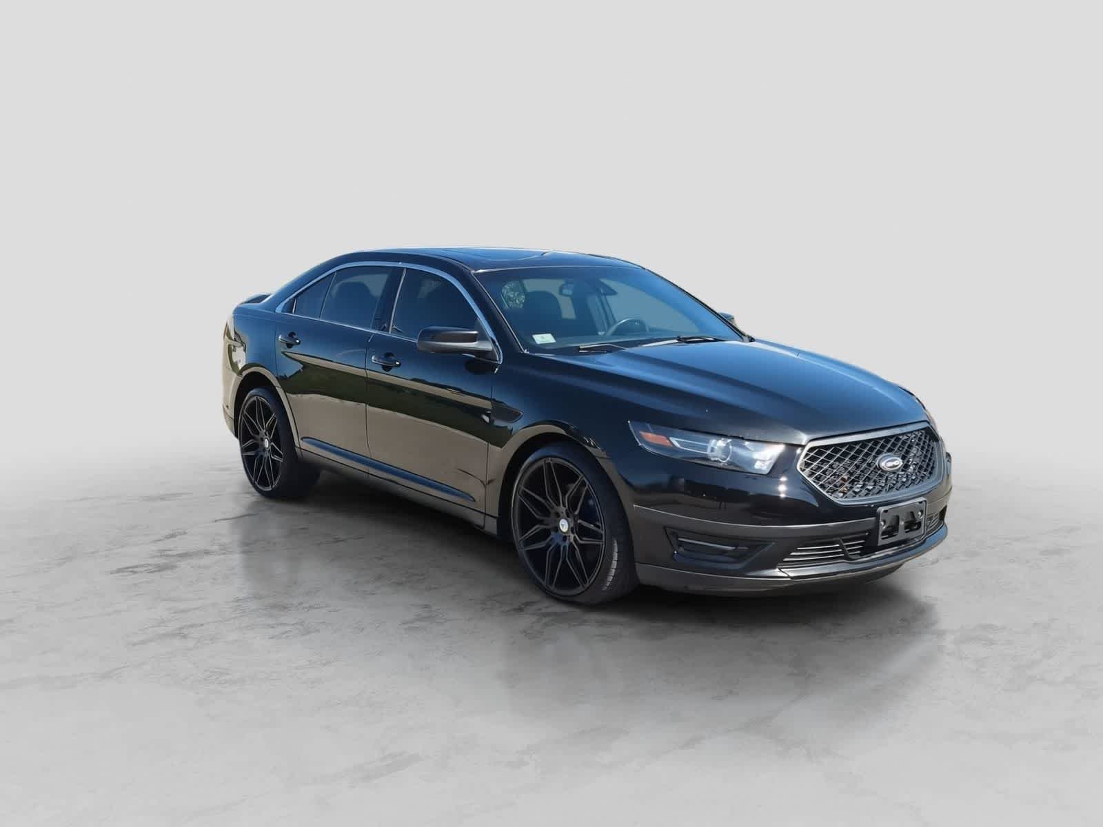 Used 2015 Ford Taurus SHO w/ Equipment Group 401A AWD/4WD image 2