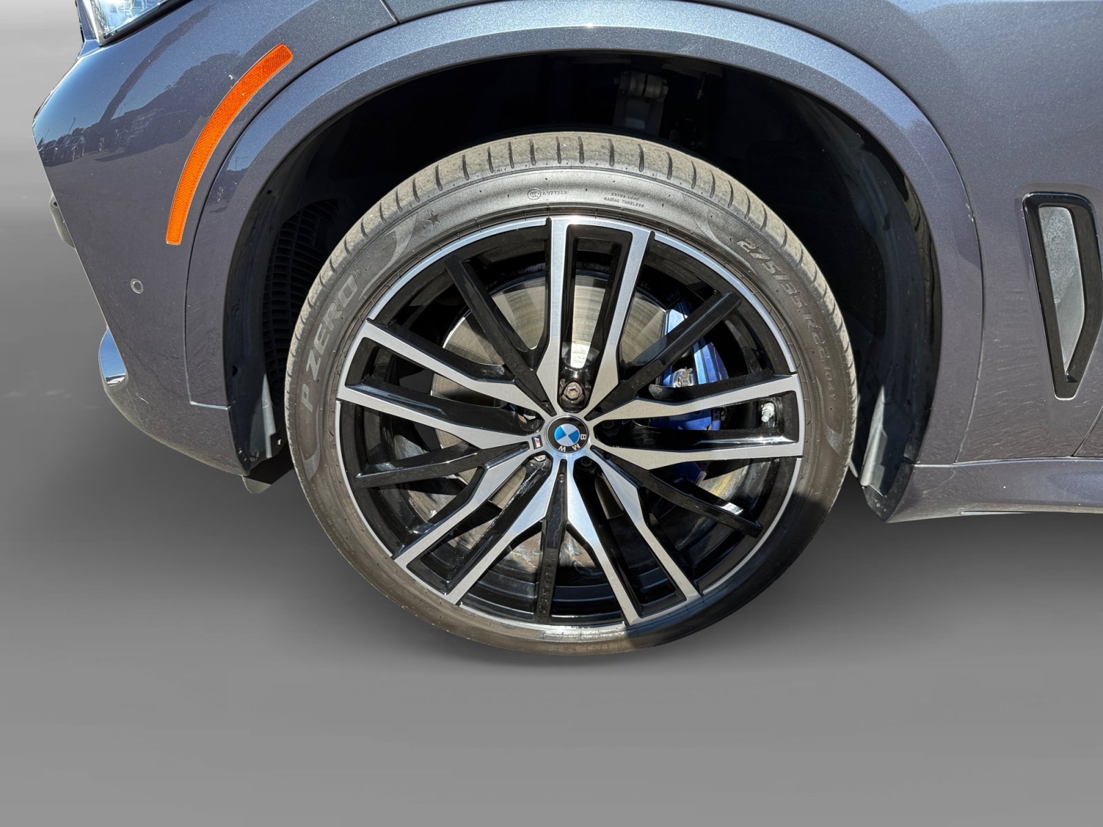 Used 2022 BMW X5 M50i w/ Executive Package AWD/4WD image 9
