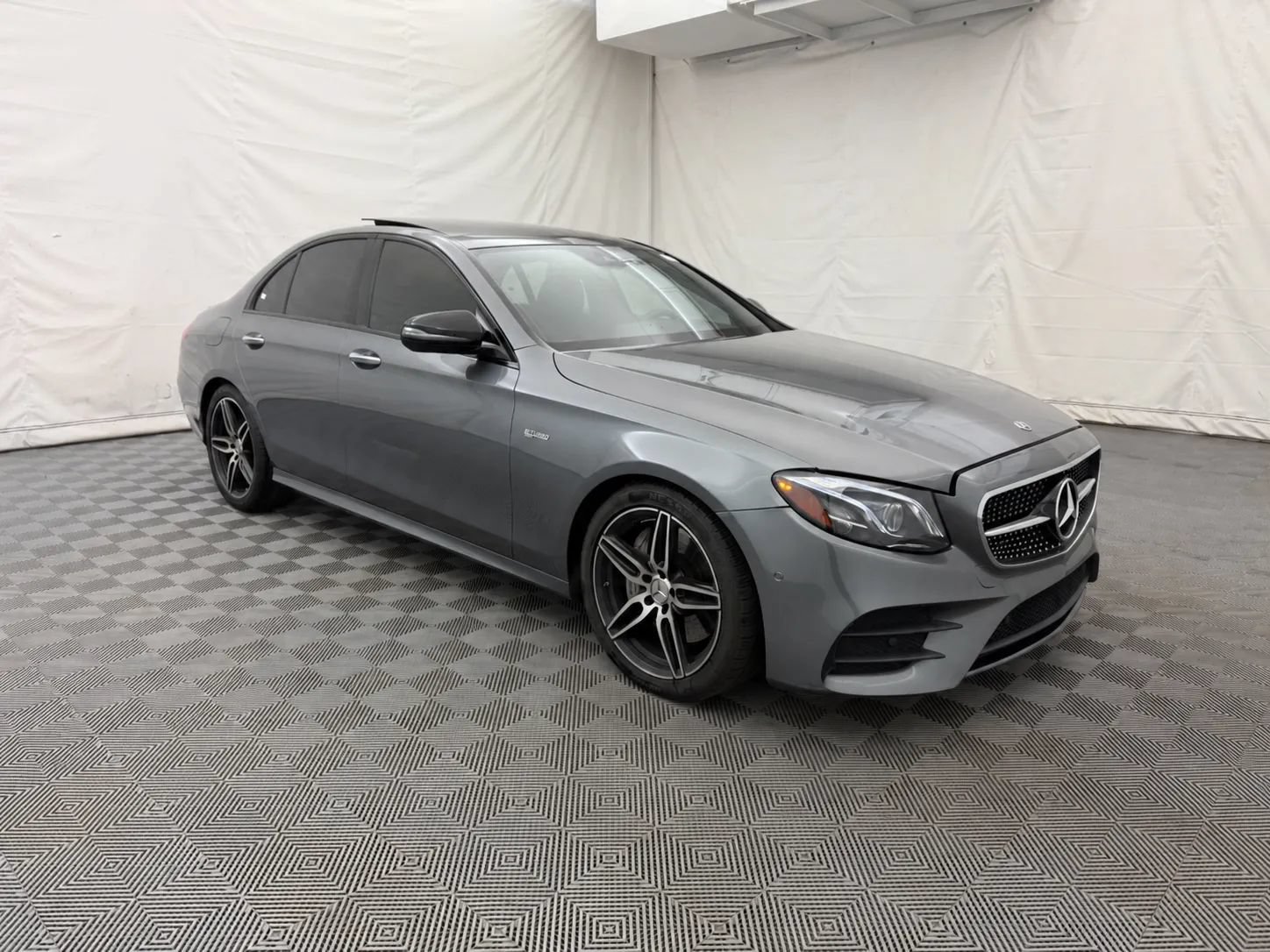 Used 2018 Mercedes-Benz E 43 AMG 4MATIC Sedan image 4